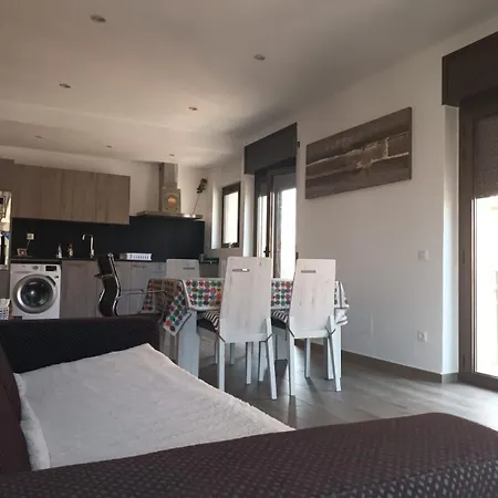 Eulogio Apartment *